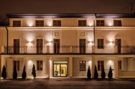 Art & Garden Residence Отели рядом с достопримечательностью «Горно-металлургическая академия им. Станислава Сташица в Кракове»