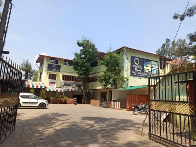Onella Regency Hotels in der Nähe von Sherbaug
