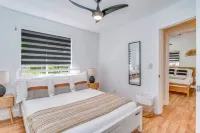 Heated Pool, Spa and Lush Garden Retreat - Charming Private Haven