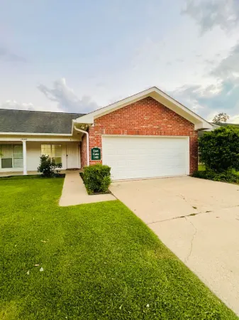 Eastgate 14B Отели в г. Танджипахоа Пэриш