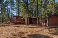 Cozy Cabin with Spacious Wrap-Around Deck - Charming Tranquil