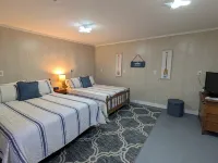Direct Waterfront Property!!  Spring and Summer Dates Available! Hotels in Trigg County