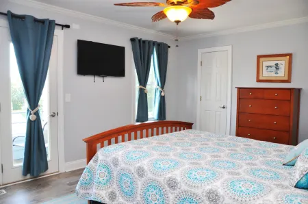 Charming Two-Story Condo with Pool Access - Inviting Coastal Haven Отели в г. Окракок