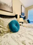Stylish Experience and Relaxation - Delightful Haven Отели рядом с достопримечательностью «Cypress Pointe Surgical Hospital»