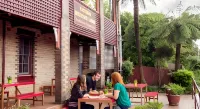 Katoomba Mountain Lodge Hotel di Leura