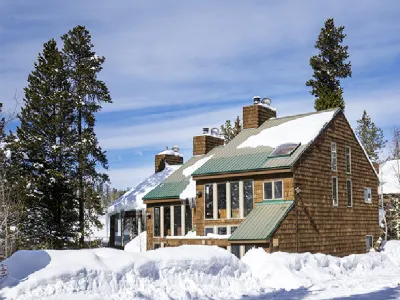 Spacious Indoor Hot Tub and Cozy Living Area - Inviting Townhome Escape