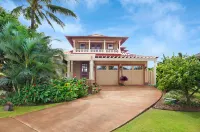 Ocean and Mountain Views with Pool and Spa - Exquisite Tropical Escape