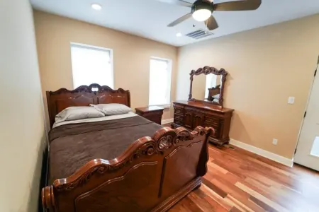 Bar/Billiards/Lounge/Near Mass