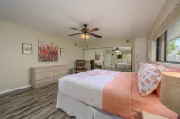 Riverfront Beach Resort Home+Casita & Bar on River