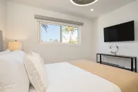 Private Balcony and Panoramic Ocean Views - Stunning Coastal Escape