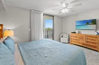 Incredible Ocean Views and Private Balcony - Elegant Romantic Retreat