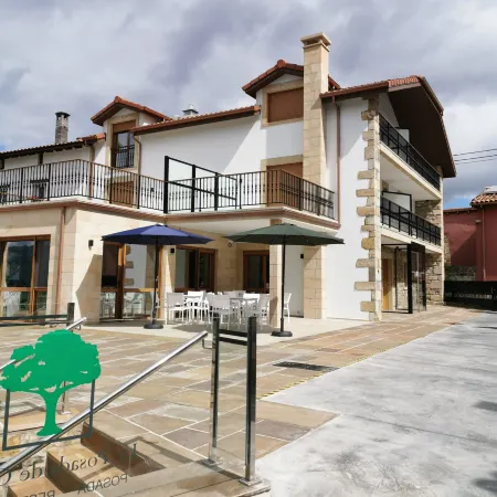 La Posada de Ojebar Nórdica Отели в г. Расинес