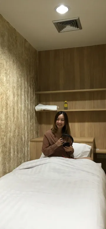 ห้องหลับร่วมกันพื้นฐาน, 1 เตียงคู่ (หญิงเท่านั้น)