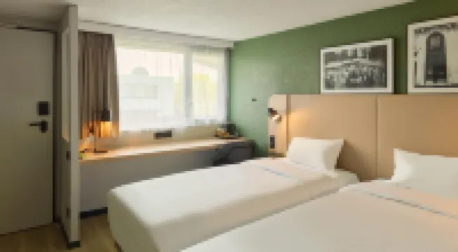 Campanile Saint Germain EN Laye Hotels in Saint-Germain-en-Laye