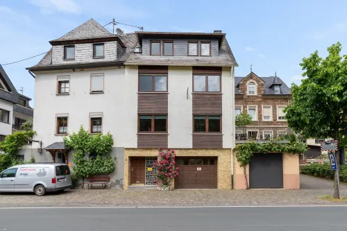 Haus Blaue Traube Mit Moselblick