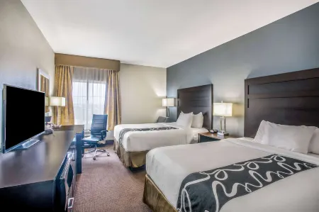 La Quinta Inn & Suites by Wyndham Karnes City - Kenedy