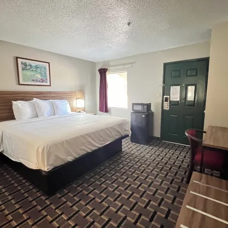Country Hearth Inn & Suites Augusta