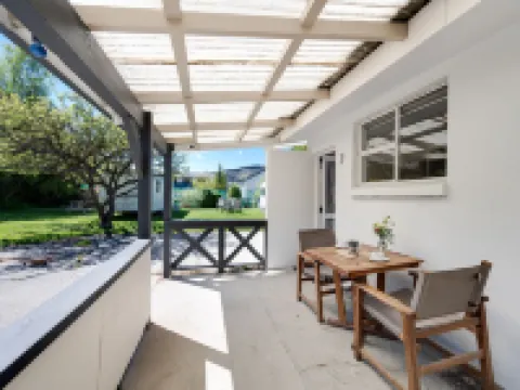 Archway Motels & Chalets Hotels in Wanaka