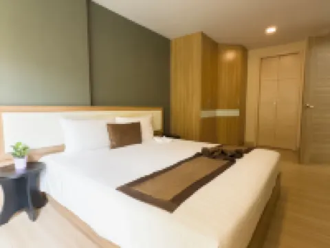 Ramada Tenn Ekamai