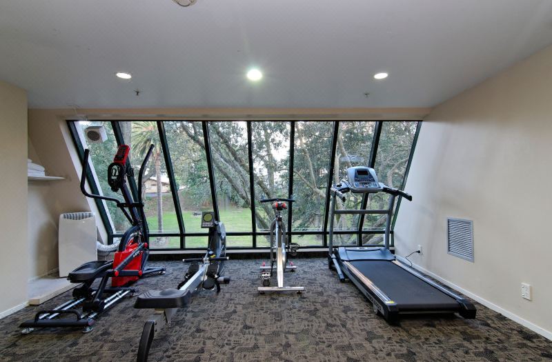 Parkside Hotel & Apartments photo 2