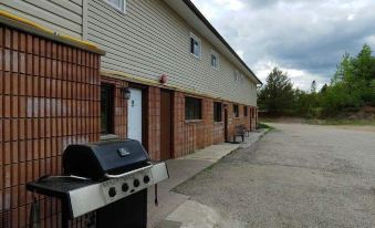 Town and Country Motel in Nipigon