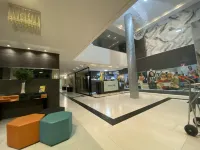 Hotel Avalon Maringá Econômico Hotels in Maringa