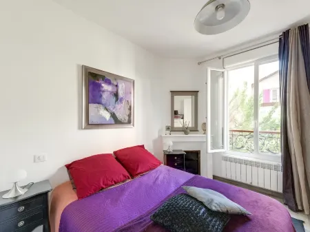 Loft Fraternité Отели в г. Баньоле