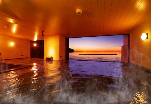 이즈 호텔 전경