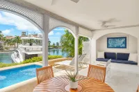 Port St. Charles - Pools