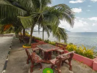 Tanjung Puteri Motel Hotels near Craft Cultural Complex