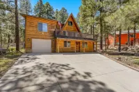 Spacious A-Frame Pines Cabin 12 Beds Loft Game Room