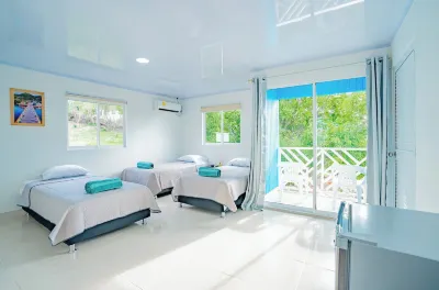 Shamar Lodge Hotels in Providencia Island