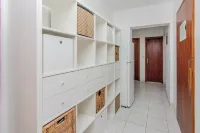 Apartments Kurta