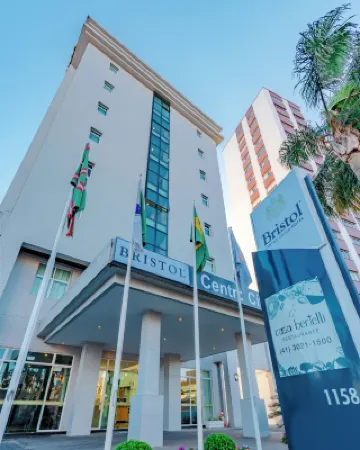 Bristol Centro Civico Curitiba Hotels near Oscar Niemeyer Museum