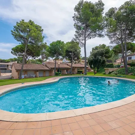 Village Golf Beach