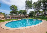 Village Golf Beach - Pools