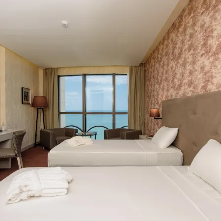 The Grand Gloria Hotel
