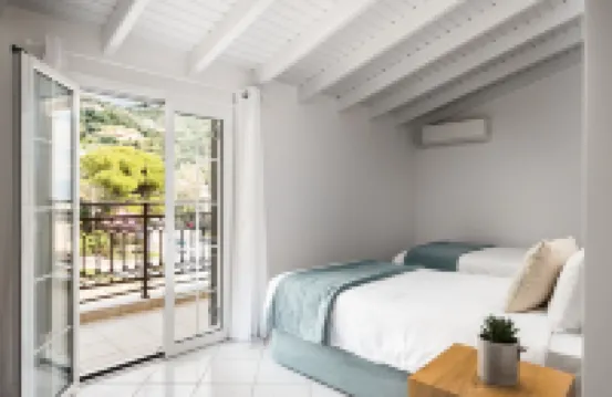 The Seaview Corner Apartments by Konnect, Ipsos