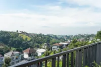 Villa 750 m² dengan 8 kamar tidur dan 8 kamar mandi pribadi di Dago Atas - pemandangan pegunungan