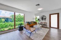 Awesome House with Pool Westchester