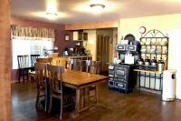 FairBridge Inn & Suites Kellogg - parking