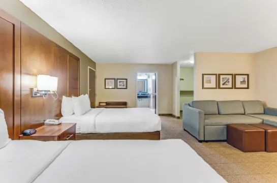 Comfort Suites Huntsville MidCity District at Research Park