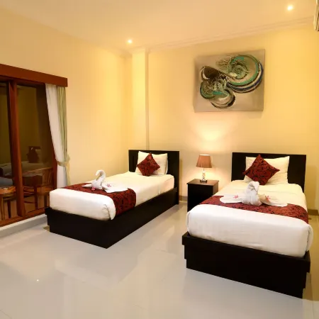 Tom's Inn Pecatu