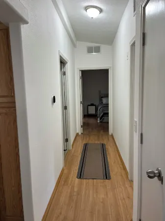 Pine Hollow Lakehouse Retreat Отели в г. Пайн Холлоу