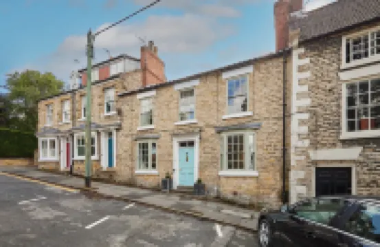 Host & Stay - Hall Garth