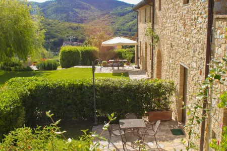 Cavarchino B&B Отели рядом с достопримечательностью «San Giusto in Salcio»