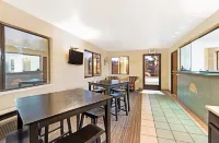 Days Inn by Wyndham Espanola Hotels in Chimayo