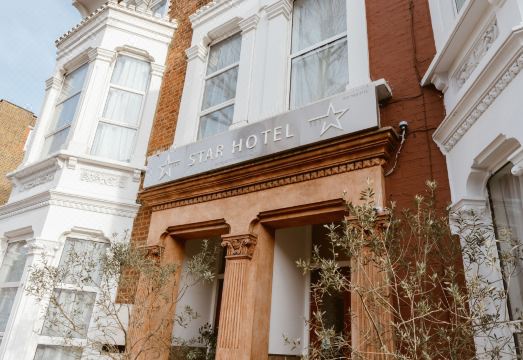 런던 호텔 객실 환경