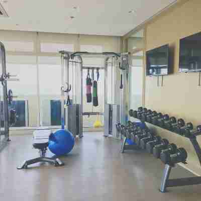 Vista Shaw by Charles Fitness & Recreational Facilities