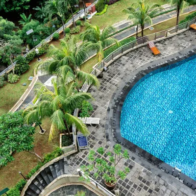 Horison Ultima Suite & Residences Rasuna Jakarta Các khách sạn gần Trung tâm mua sắm Kota Kasablanka